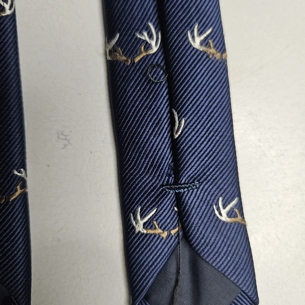 American Eagle Outfitters Mens Neck Tie‎ Antlers Navy Blue Stag